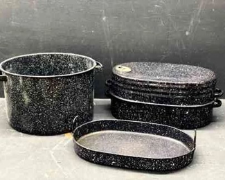 412 Vtg Navy Blue white Enamel Pot Roaster 3