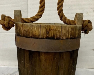 708 Wood, Rope And Metal Bucket