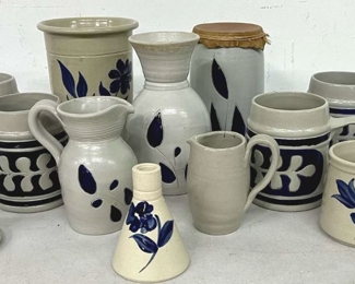 821 Williamsburg Pottery
