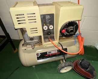 Air Compressor 