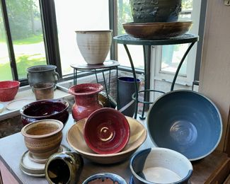 Studio art pottery 