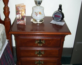 LEXINGTON 3 DRAWER NIGHTSTAND IN MB