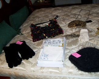 VTG. HANKIES - FUR GLOVES - PURSES - MOHAIR HAT