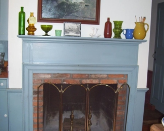 KITCHEN FIREPLACE DECOR- GLASS - F/P SCREEN - ANDIRONS