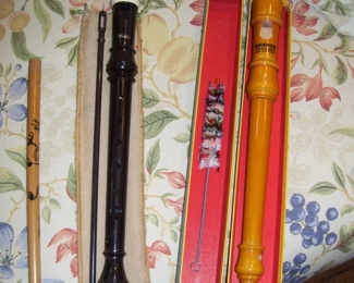 HOHNER SOLO LUXUS GERMAN FLUTE - AULOS#202 JAPANESE FLUTE