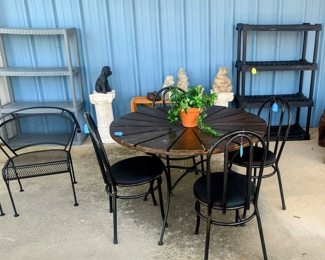 Round Teak Wood Table, Bistro Chairs