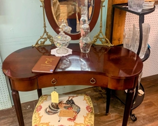 Vintage Vanity Table with mirror and stool