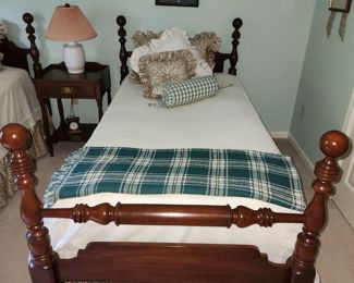 Vintage twin bed