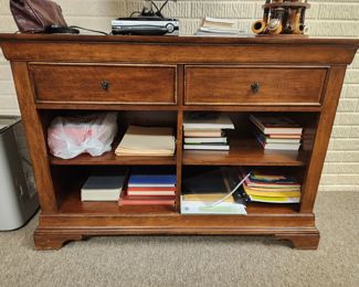 Sideboard/ tv console