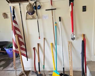 Next 23 Pictures - Home is staged and ready for you to shop!