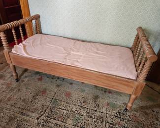 Vintage toddler bed