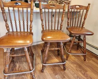 Swivel counter height stools