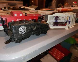O scale train cars, accessories and track