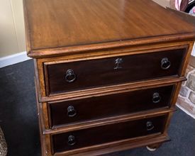 Tommy Bahama side chest 