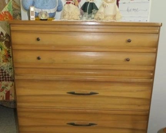 Vintage Chest of Drawers