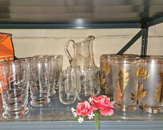 Vtg Polish Etched Glass Pitcher And 6 Juice Glasses, Vtg Lot Of 8 Libbey Frosted Glasses Gold Leaf Glasses!

