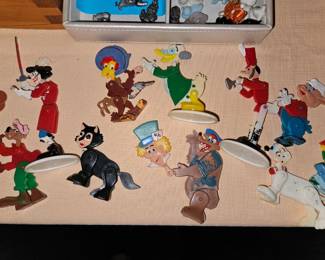 Marx VTG Disney snap-eeze toys!
