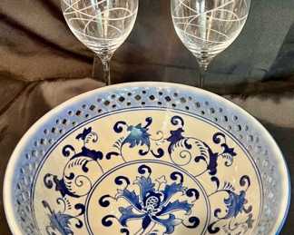 PRISTINE NAMBE WINE GLASSES AND BLUE AND WHITE PIERCED BOWL