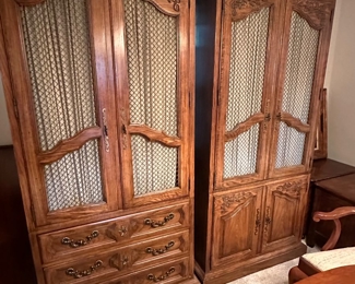 Thomasville French Style Wardrobe/Armoire