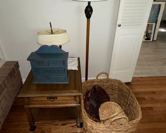 End Table & Many Baskets