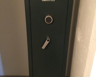 003 Small Sentry Gun Safe