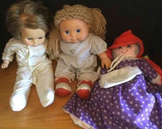 Vintage Dolls 