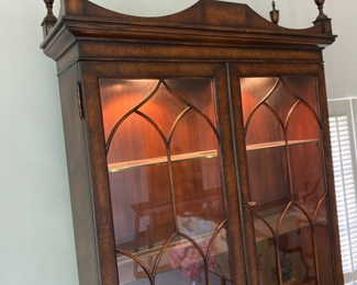 38.5" W x 20" D x 80" H