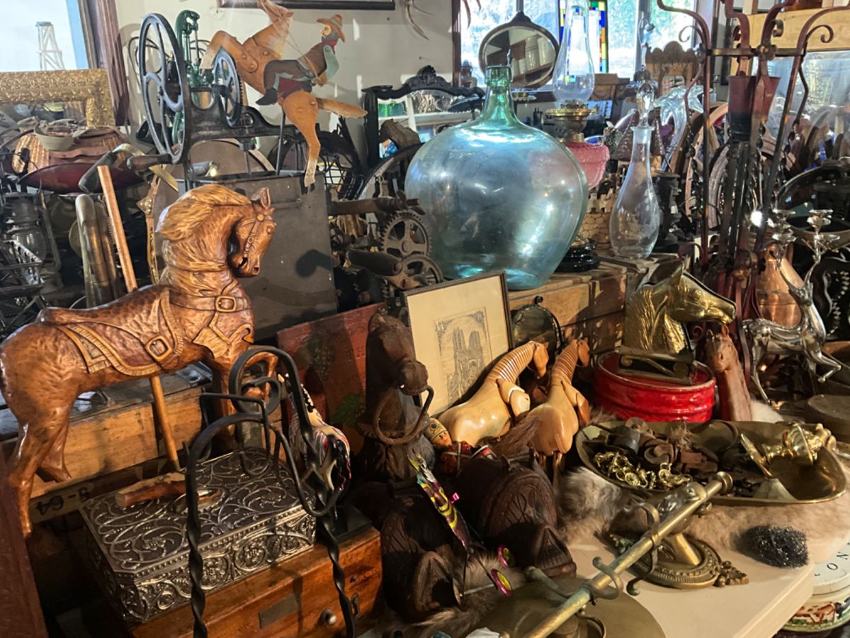 Cedar Hills ESTATE SALE SW Portland PART 1 starts on 2/29/2024