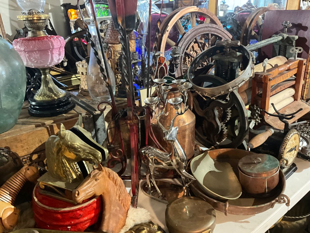 Cedar Hills ESTATE SALE SW Portland PART 1 starts on 3/7/2024