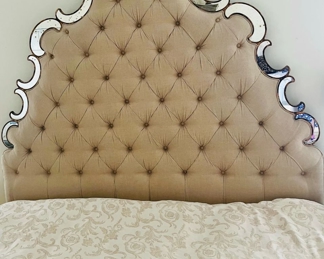 Brand: Hooker:Tufted Headboard Bling w comes with frames & mattress - King Size