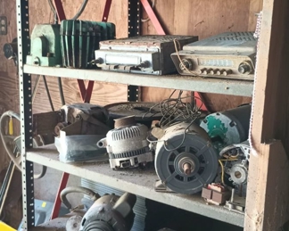 Auto Parts - radios - Vintage