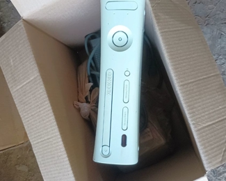 XBOX 360 - as is - untested