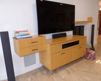 Modern media unit