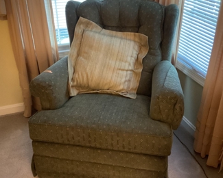 Lazy Boy Swivel Rocker 