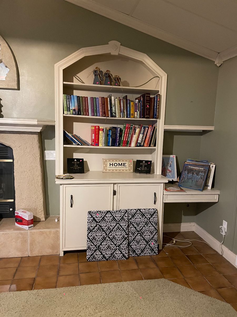 The McCoy Estate in Lubbock, TX starts on 8/27/2023