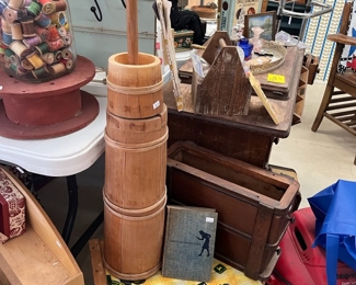 Vintage & antique items throughout!