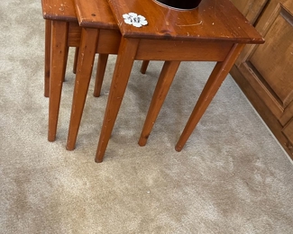 Set of three nesting tables