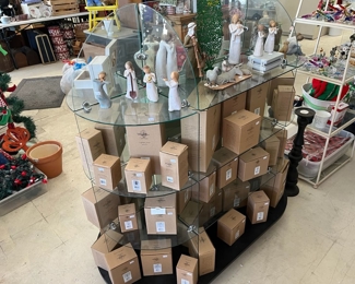 LOTS OF WILLOW TREE!