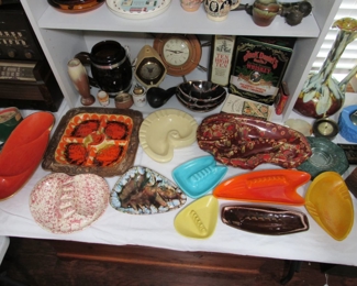 Vintage glazed ashtrays, etc.