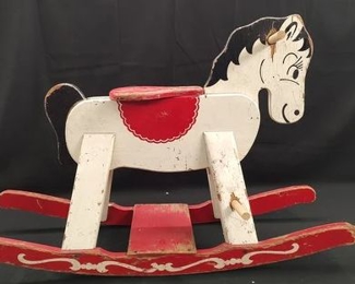 https://www.auctionninja.com/hewitt-estates-and-antiques/product/vintage-wooden-rocking-horse-200215.html