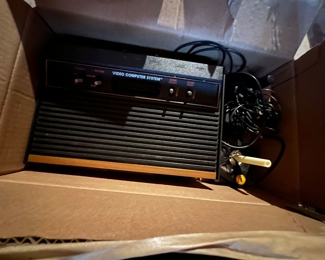 ATARI BEING SOLD AS FULL LOT WITH GAMES. 