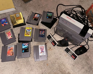 NINTENDO BEING SOKD AS FULL LOT WITH GAMES.