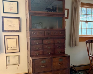 THIS IS A REALLY SPECIAL PIECE :) - MAY BE GLOBE WERNICKE ALSO