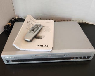 Philips DVD player with remote