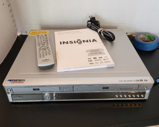 Insignia DVD/VHS player with remote