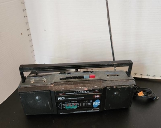 GPX am/fm radio and cassette recorder
