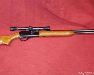 Remington Speedmaster Model 552 Rifle with Weaver 22 Scope