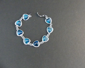 Paua (Abalone) Hearts Bracelet Catch Clasp Bracelet - 7"