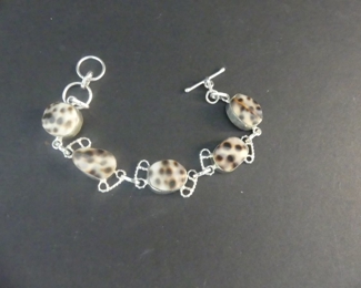 Shell Toggle Clasp Bracelet in Stamped 925 Setting - 7"