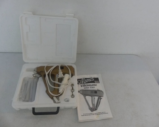 Aleene's Ultimate Glue Gun Kit - Includes Case, Nozzles, Wrench & Stand